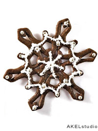 Spicy snowflake cookies 