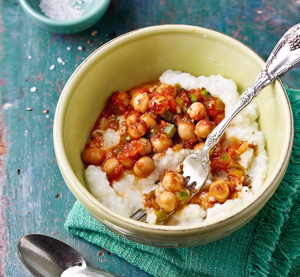 Spicy Southern chickpeas and grits
