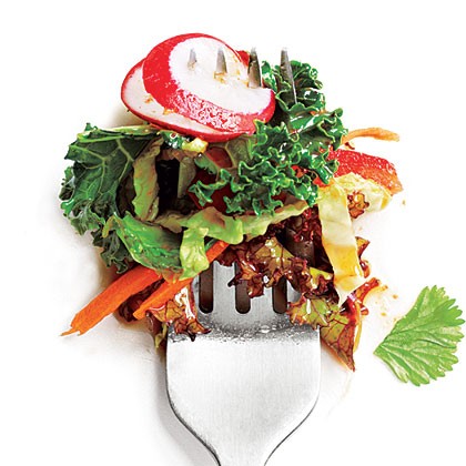 Spicy soy kale salad