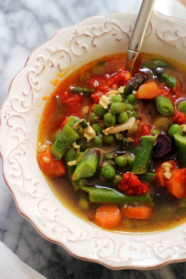 Spicy spring vegetable egg drop soup