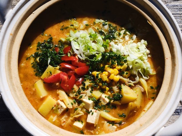 Spicy summer miso soup