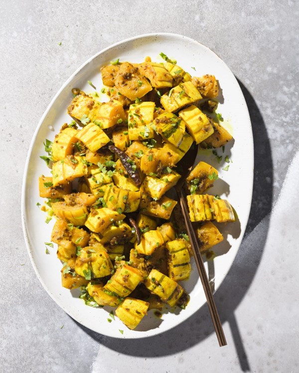 Spicy-sweet dry curried squash