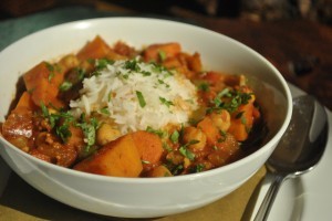 Spicy sweet potato and chickpea curry