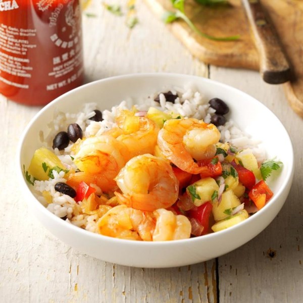 Spicy sweet shrimp with pineapple salsa