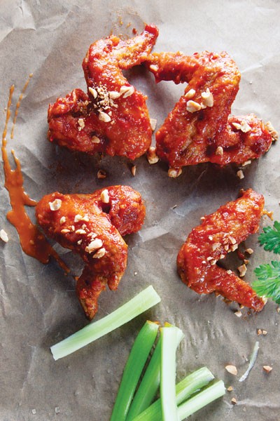 Spicy Thai chicken wings (Peek gai nam daeng)