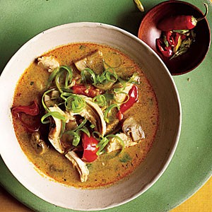 Spicy Thai coconut chicken soup