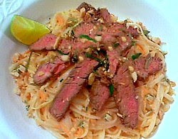 Spicy Thai-style steak and rice noodle salad (with basic peanut dressing)