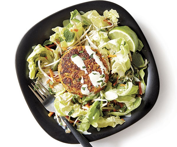 Spicy Thai tofu burgers