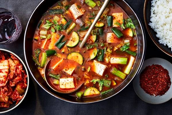 Spicy tofu and zucchini stew