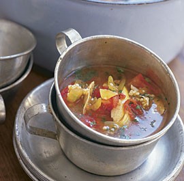 Spicy tomato broth with couscous & chicken