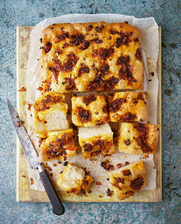 Spicy tomato focaccia