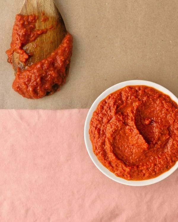 Spicy tomato raspberry Neapolitan sauce