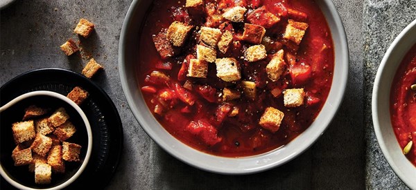 Spicy tomato soup with homemade croutons 
