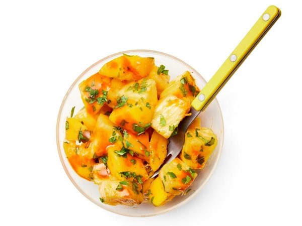 Spicy tropical fruit salad 