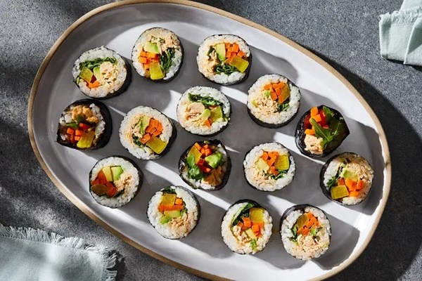 Spicy tuna kimbap