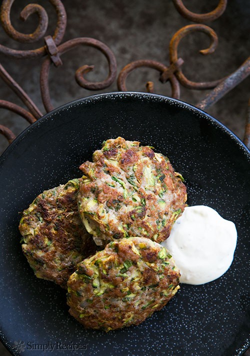 Spicy turkey and zucchini burger