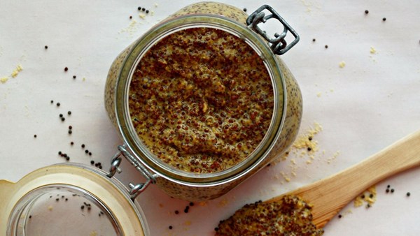 Spicy whole-grain mustard