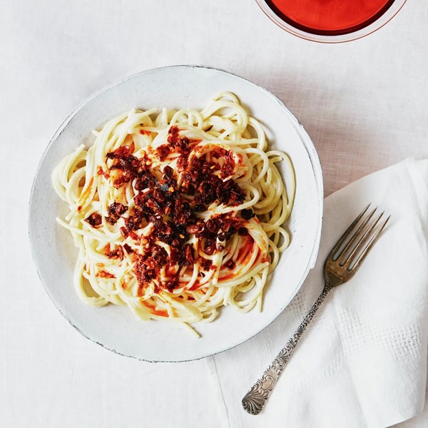 Spicy yogurt spaghetti 