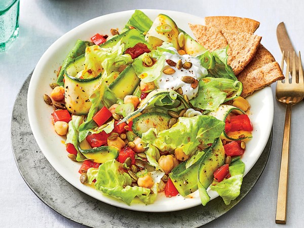Spicy zucchini salad