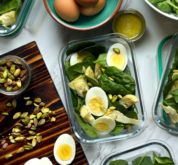 Spinach & artichoke salad with Parmesan vinaigrette