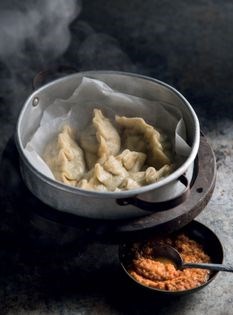 Spinach & cheese momos
