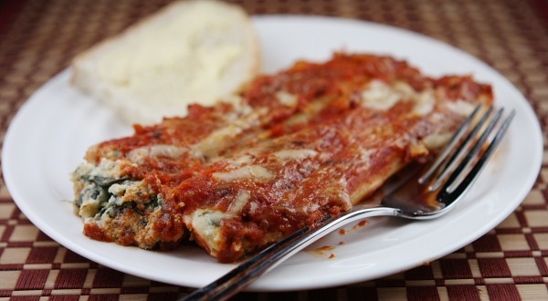 Spinach & cheese stuffed manicotti