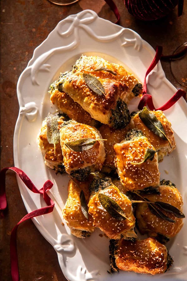 Spinach and artichoke dip rolls
