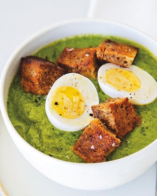 Spinach and asparagus soup