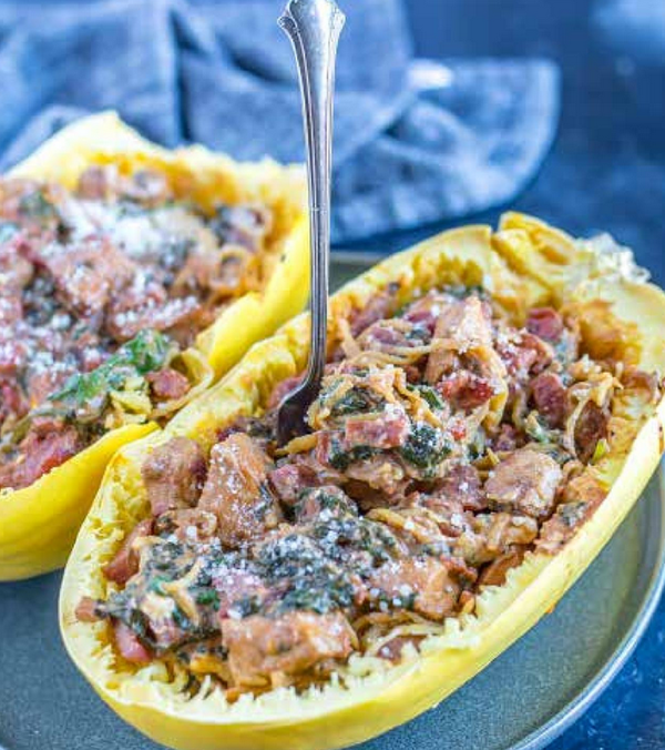 Spinach and chicken-stuffed spaghetti squash