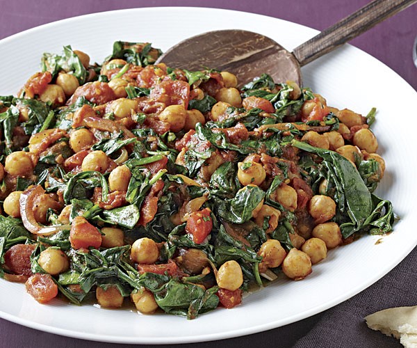 Spinach and chickpea curry
