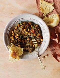 Spinach and chickpea curry