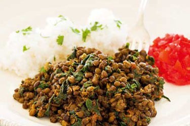 Spinach and lentil curry