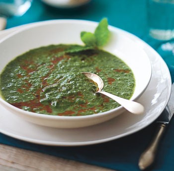 Spinach and mint soup