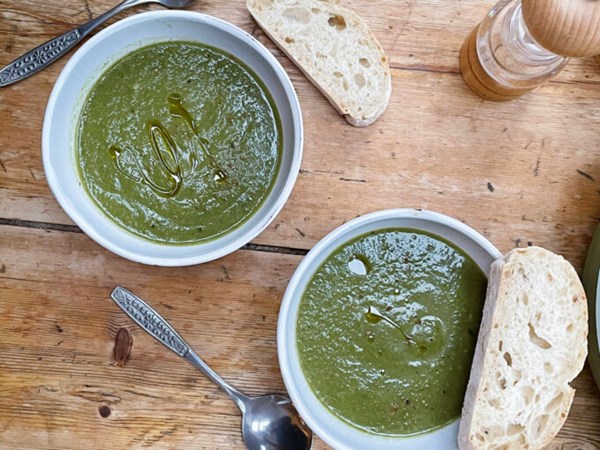 Spinach and mushroom soup