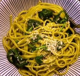 Spinach and Parmesan linguine
