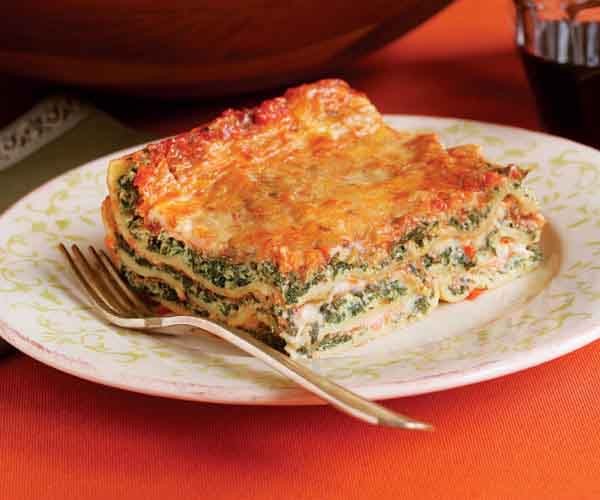 Spinach and ricotta lasagne recipe | Eat Your Books
