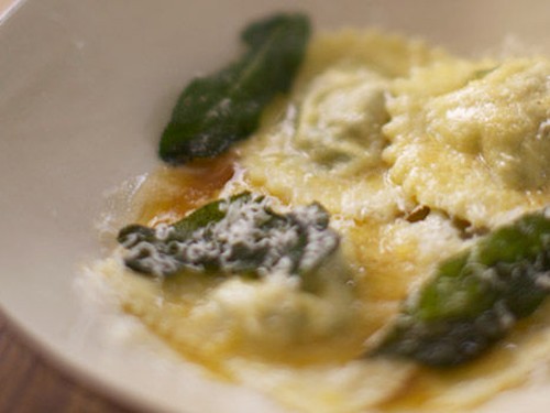Spinach and ricotta tortelli 