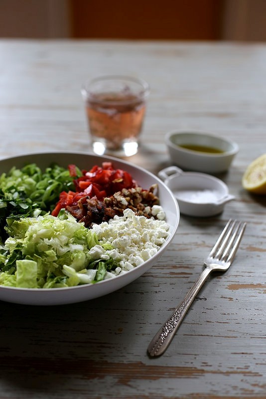 Spinach and strawberry chopped salad