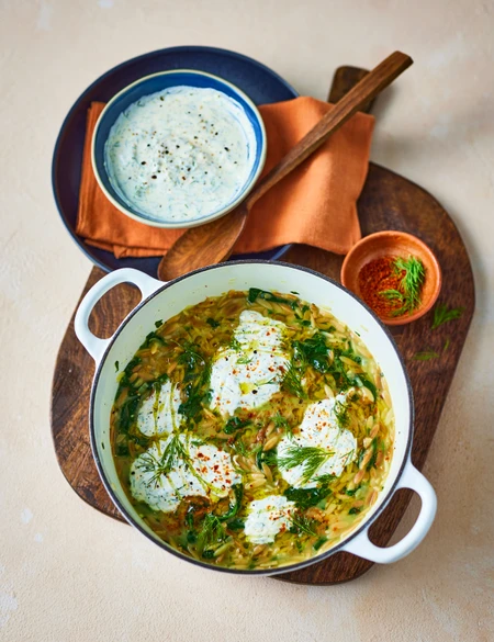 Spinach and toasted orzo one-pot with dill yogurt