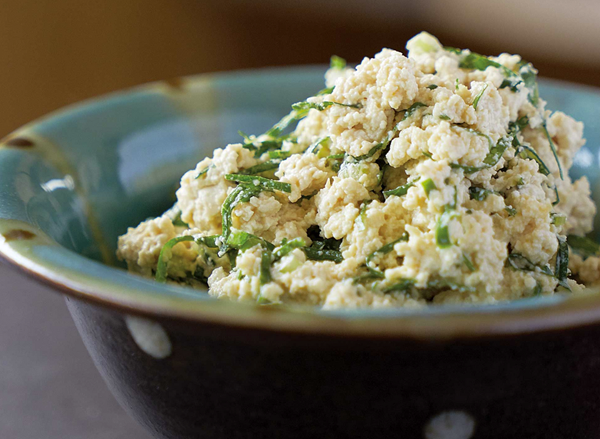 Spinach and tofu salad with peanut-miso dressing