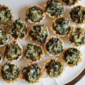 Spinach-artichoke bites