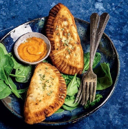 Spinach artichoke dip [empanadas]