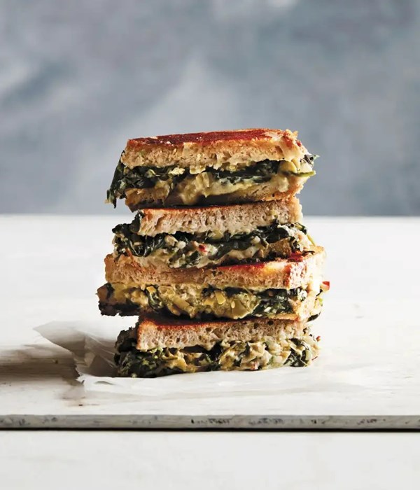 Spinach-artichoke grilled cheese