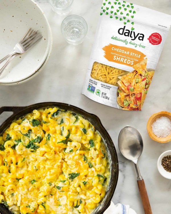 Spinach artichoke mac and cheese
