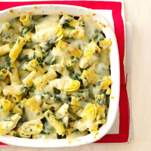 Spinach-artichoke rigatoni