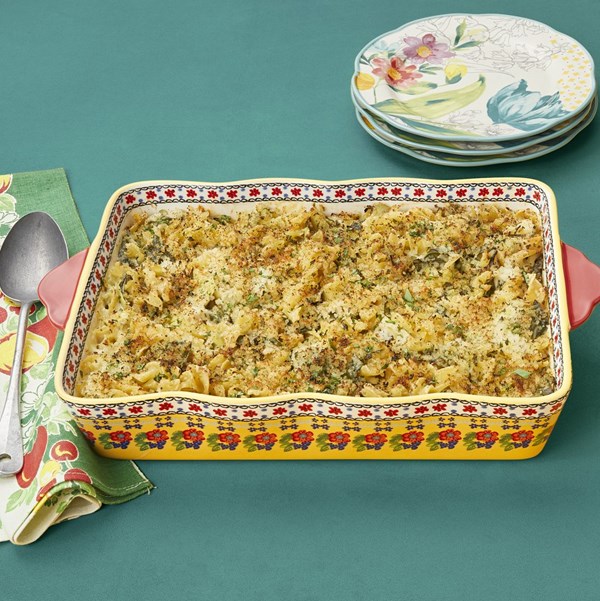 Spinach-artichoke tuna noodle casserole