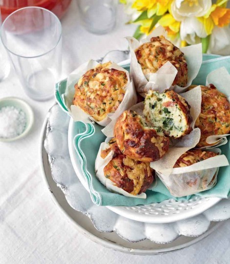 Spinach, bacon and cheddar muffins