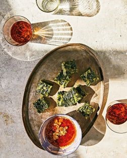 Spinach cakes (菜疙瘩)