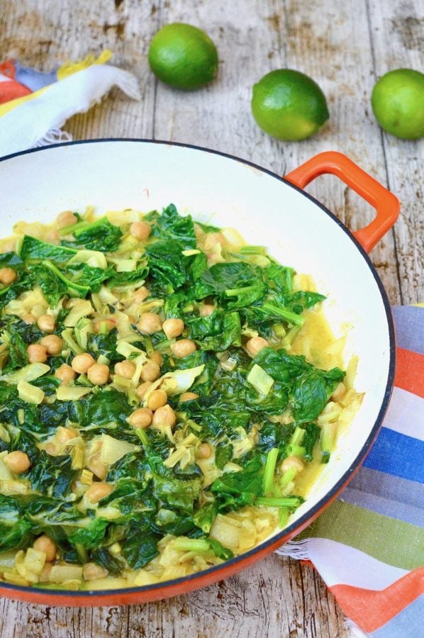 Spinach chickpea curry