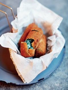Spinach croquettes (Croquettes d'épinards)